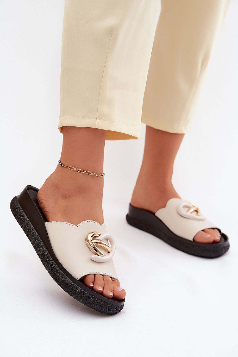 Buskin model 229731 Step in style