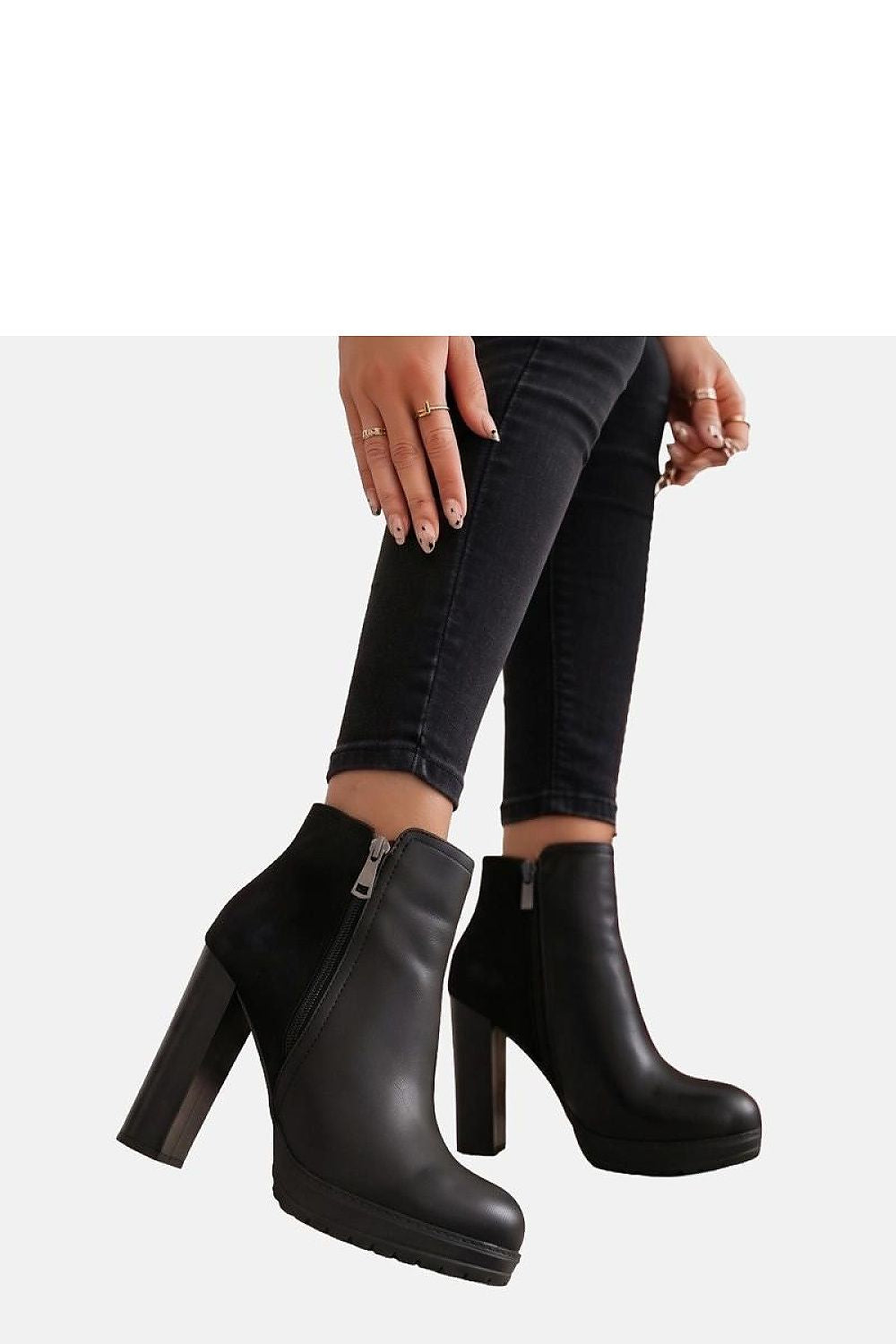 Heel boots model 231290 Solea