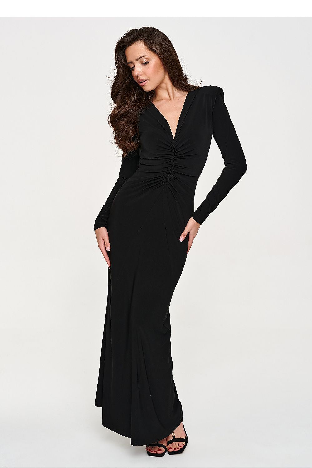 Long dress model 232510 Makadamia