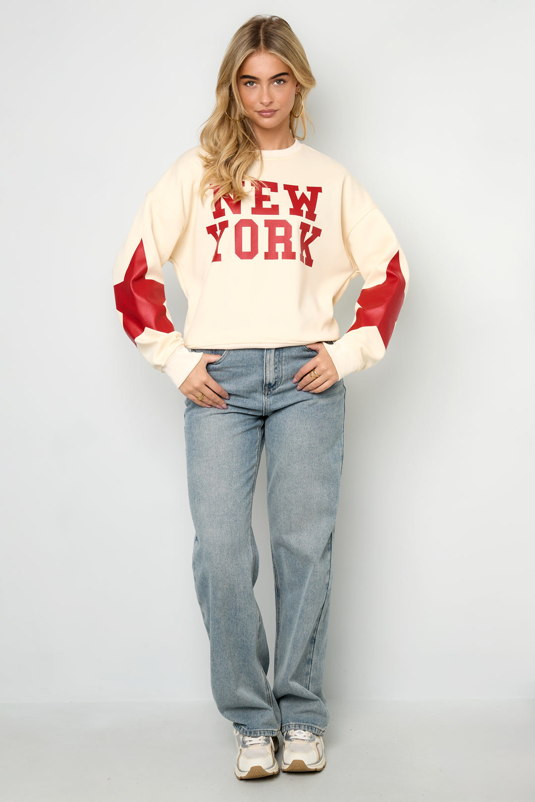 New York sweater with star