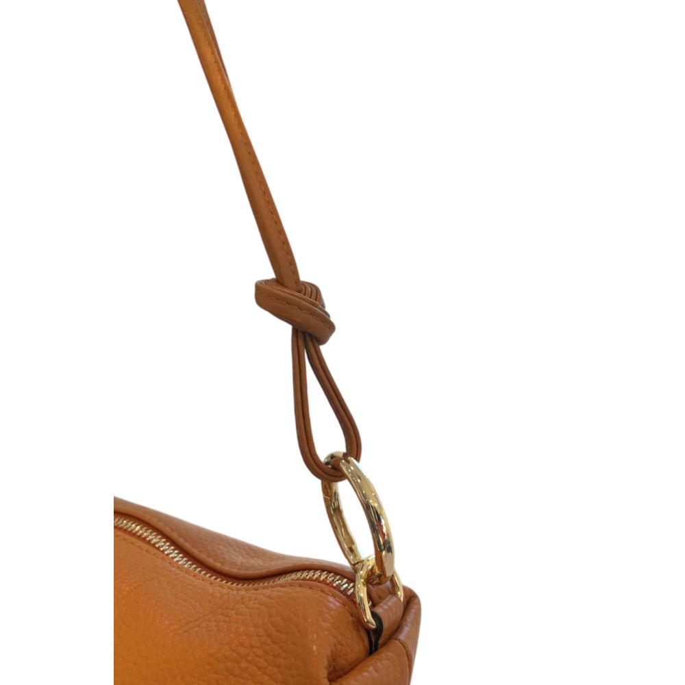 Hnědá kožená clutch kabelka
