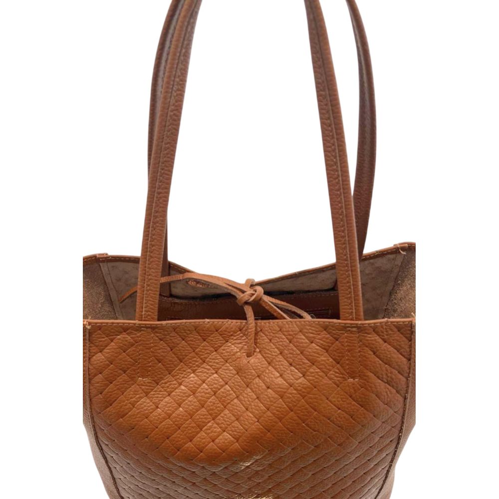 Hnědá kožená clutch kabelka