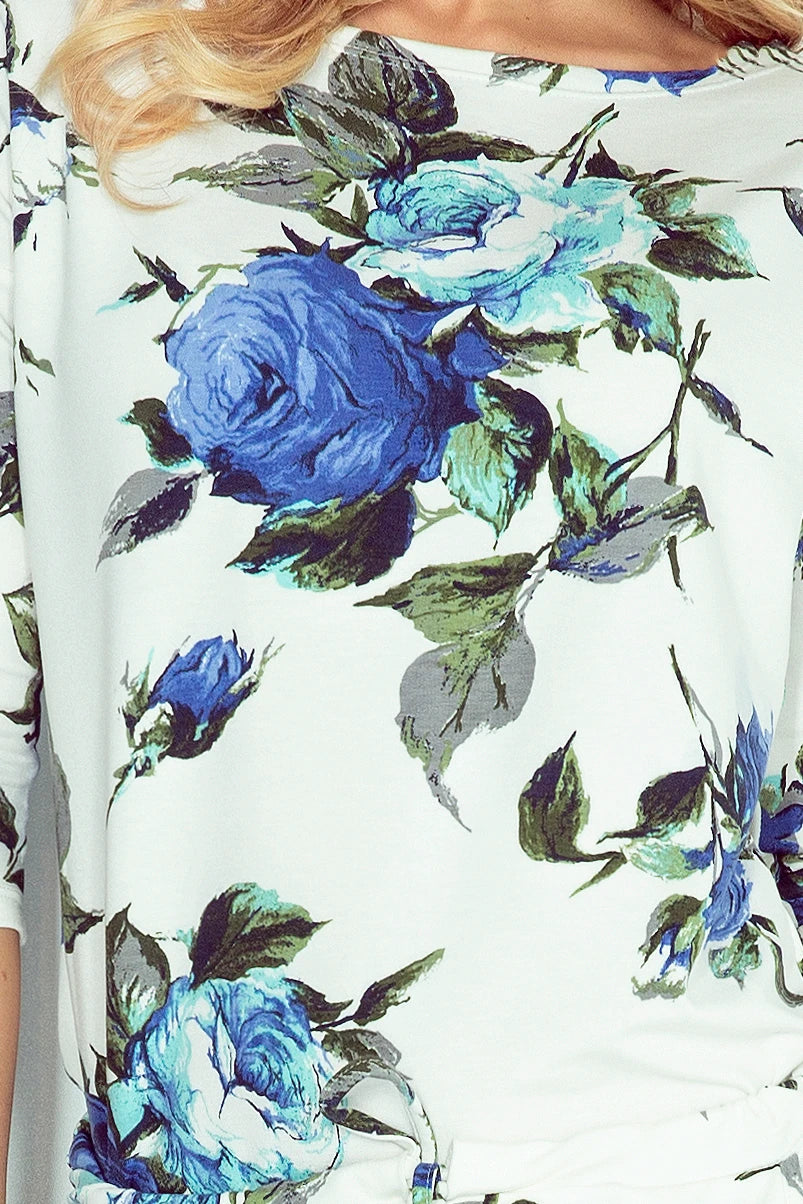 Sporty dress – Colored Large Blue Flowers
