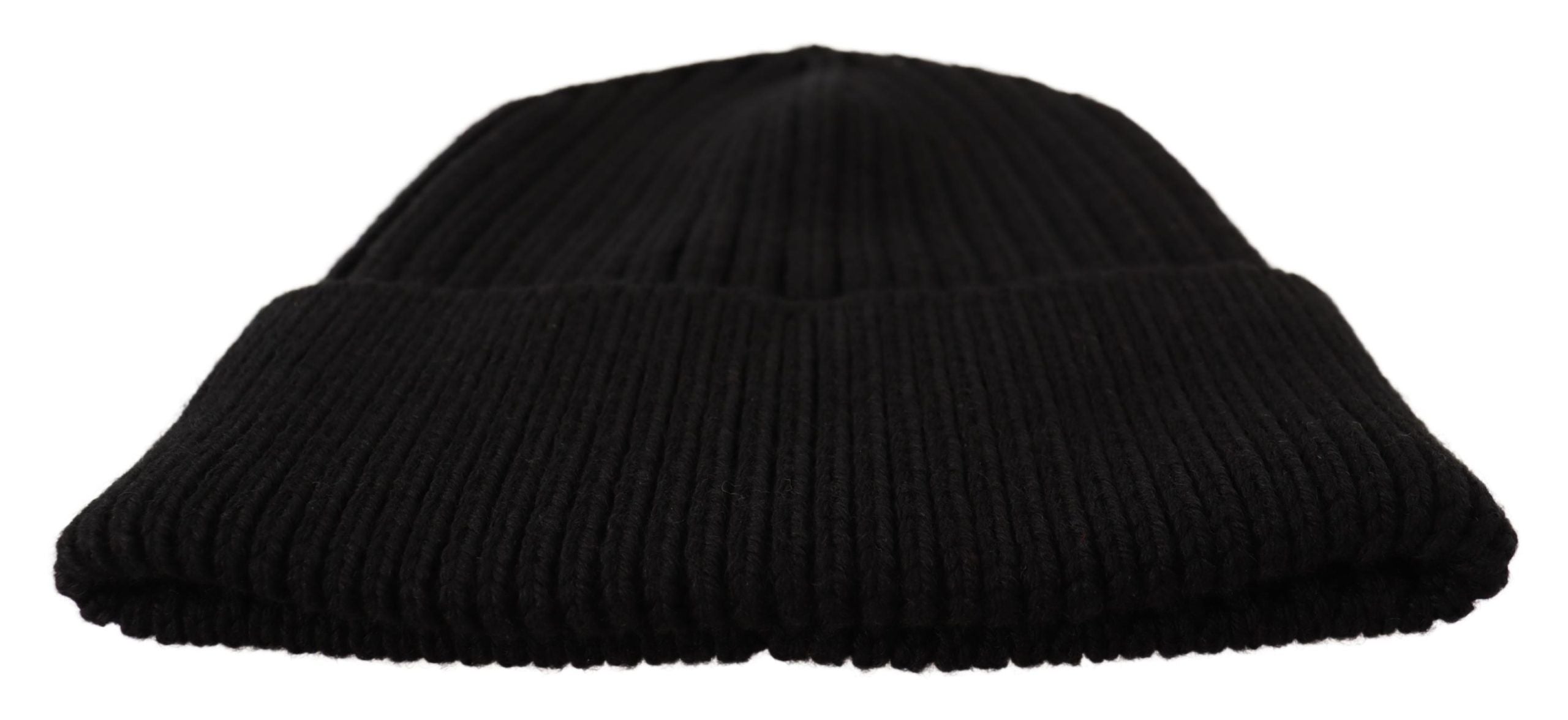 Černá vlněná pletená zimní čepice pro ženy