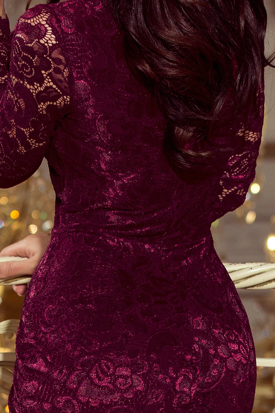 Limited Lace dress with long sleeves and a neckline – Dark Plum
