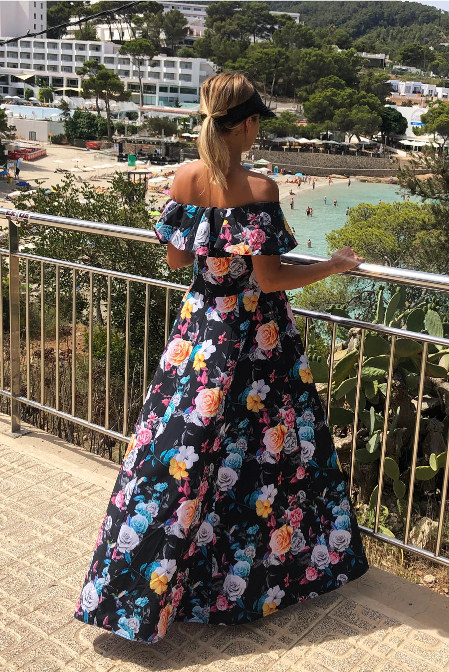 Long dress with frill – Black + Colorful Flowers