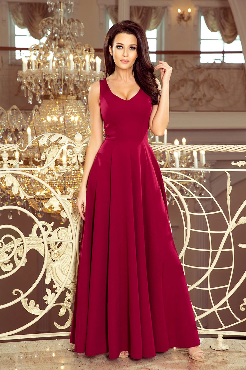 CINDY long dress with a neckline – Burgundy