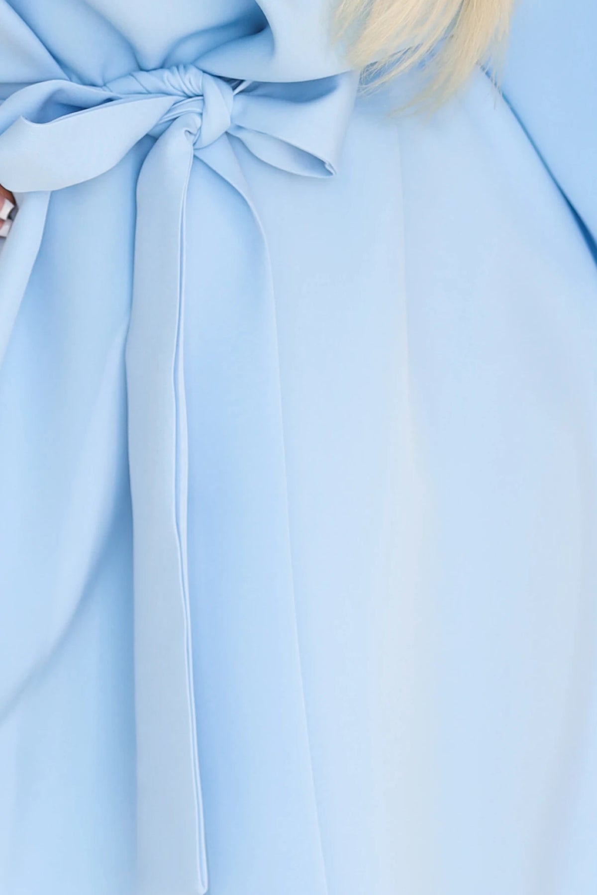 SOFIA Butterfly-style dress with a tie waist – Light Blue