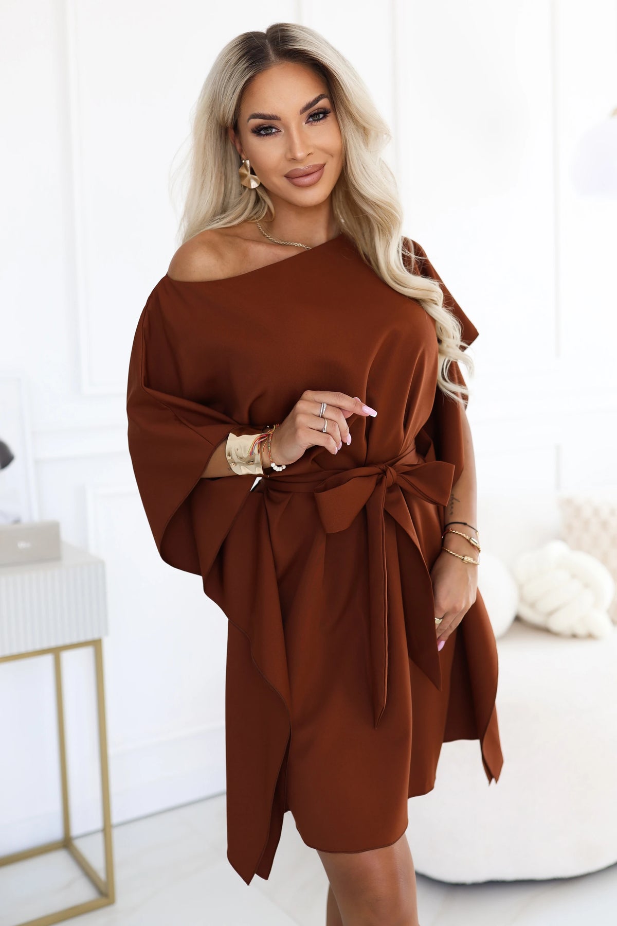 SOFIA Feminine butterfly-style dress with a waist tie – Cinnamon Brown