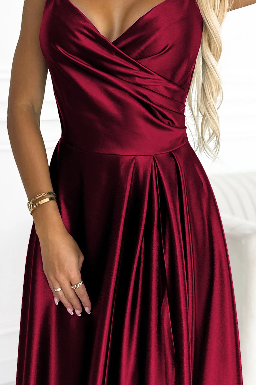 CHIARA elegant satin maxi dress with straps – Burgundy Color