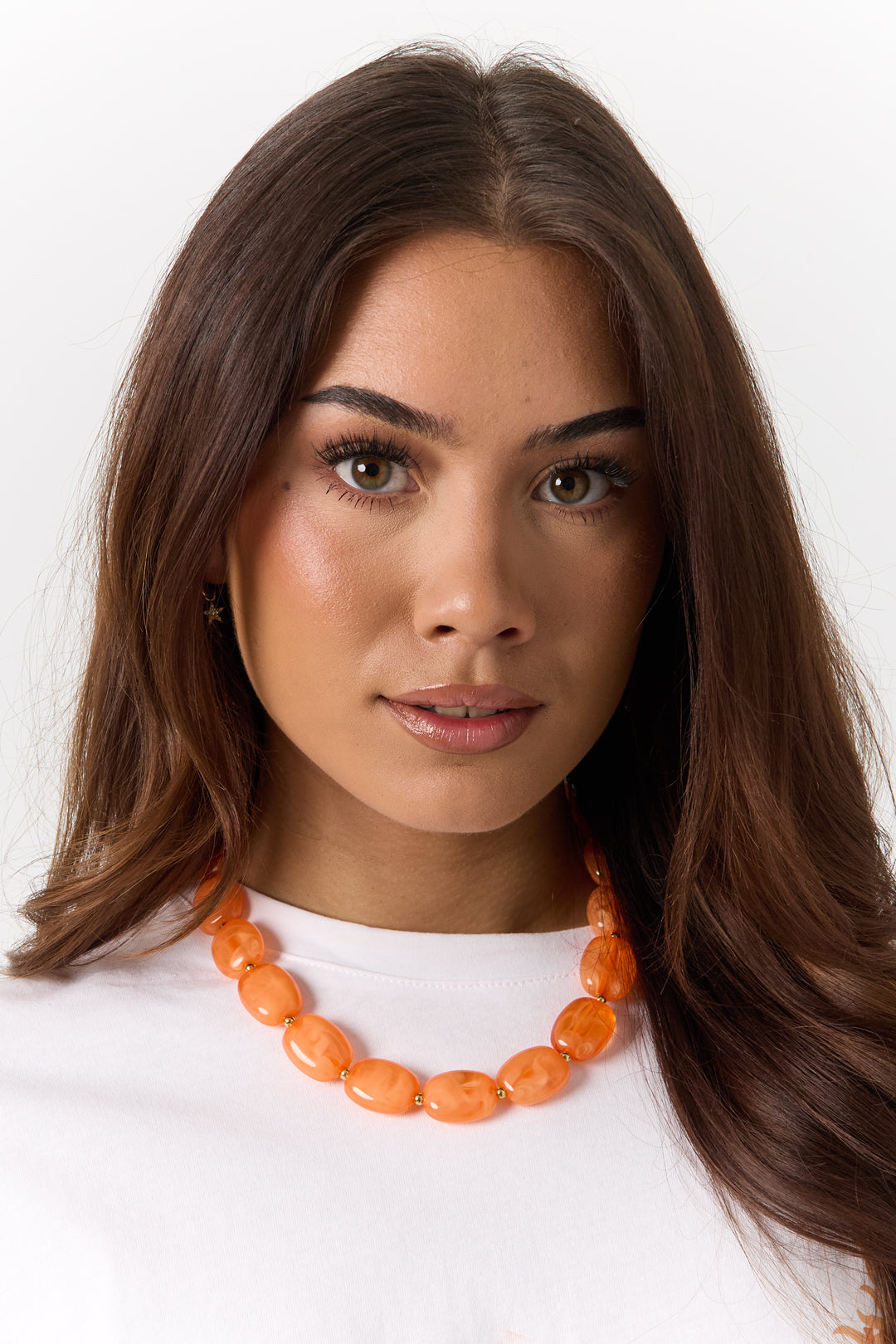 Necklace with squoval beads