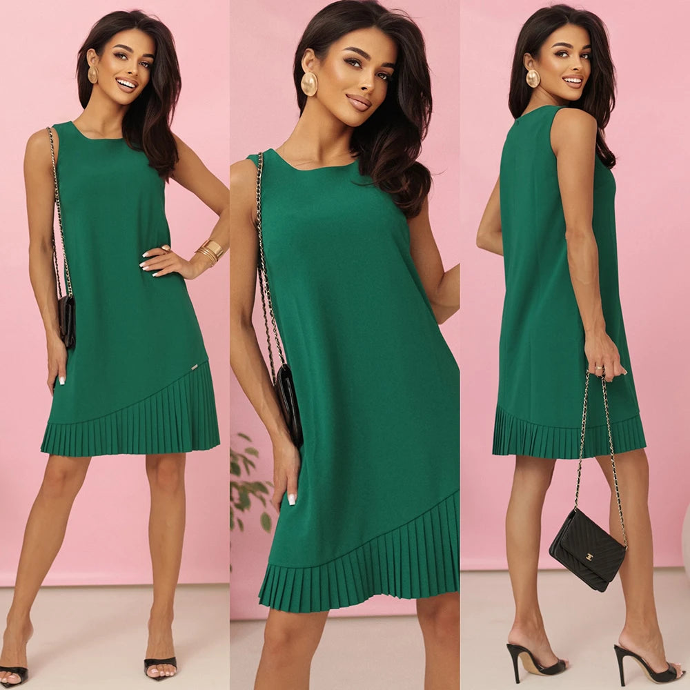 KARINE – trapezoidal dress with asymmetrical pleat – Green