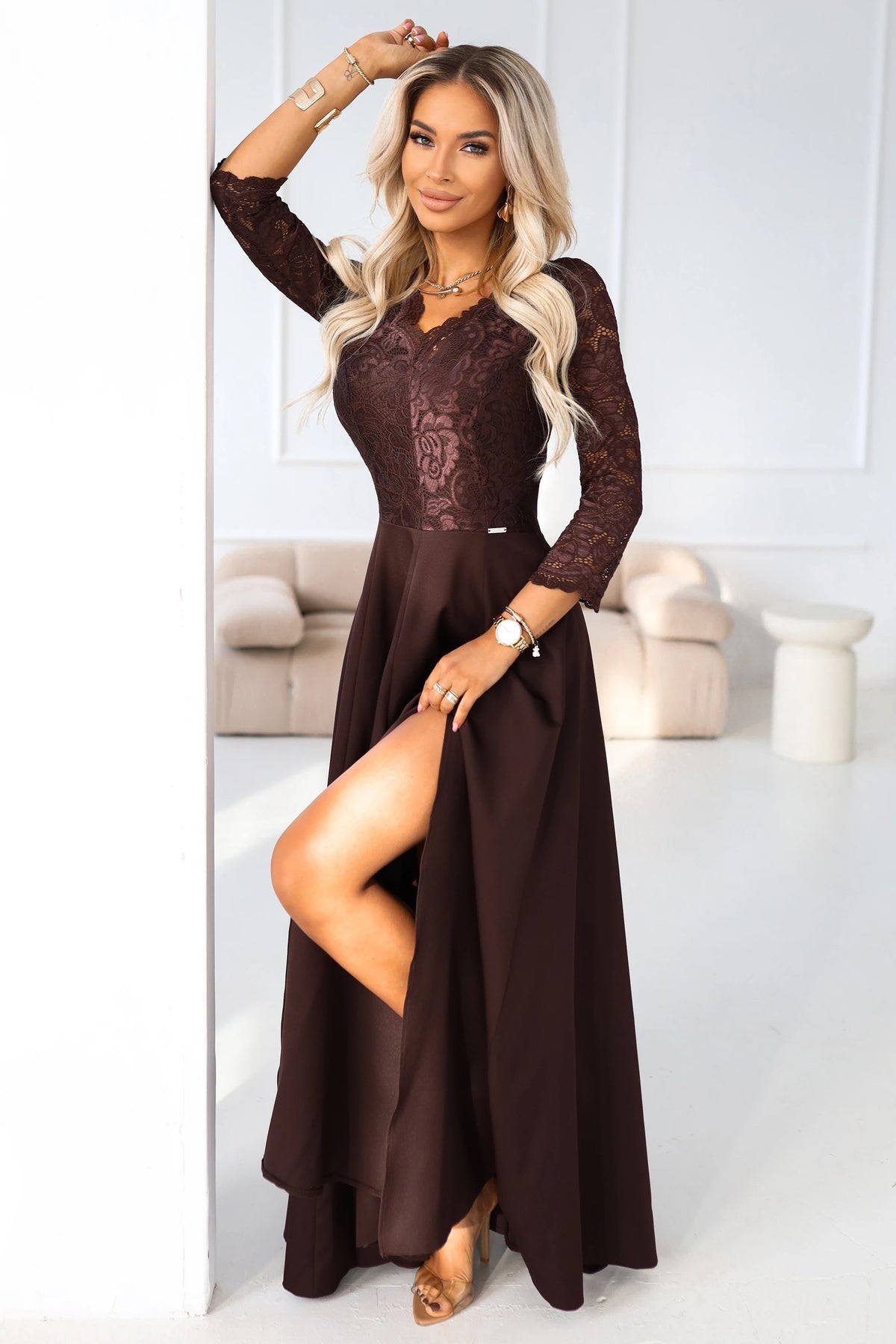 AMBER elegant long lace dress with a neckline – Chocolate