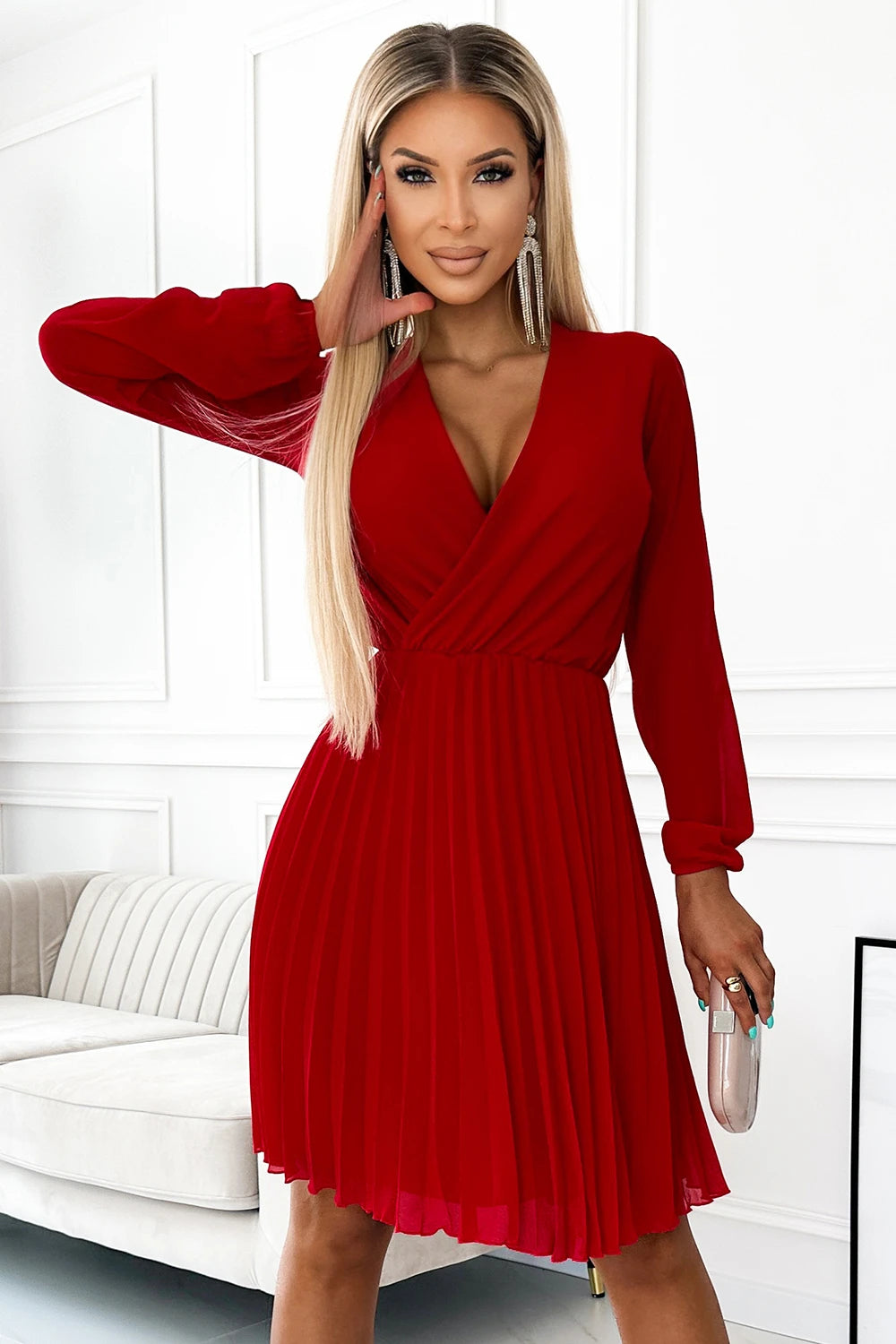 LIMITED ISABELLE Pleated dress with long sleeves and envelope neckline – Red