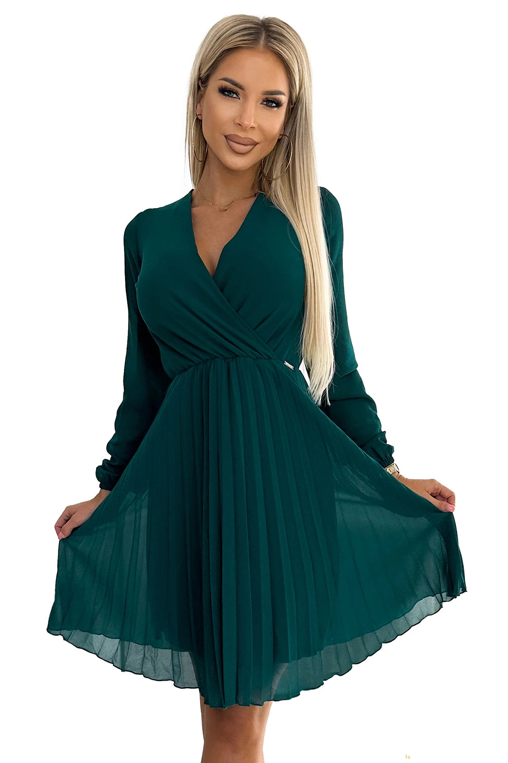 ISABELLE Pleated chiffon dress with a neckline – Green