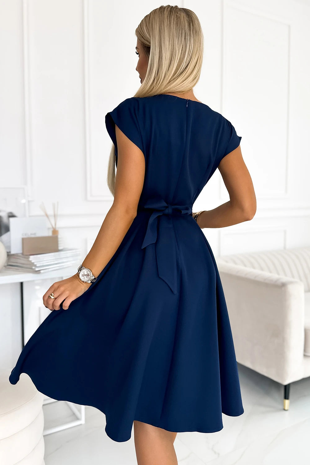 SCARLETT – flared dress with a neckline – Dark Blue