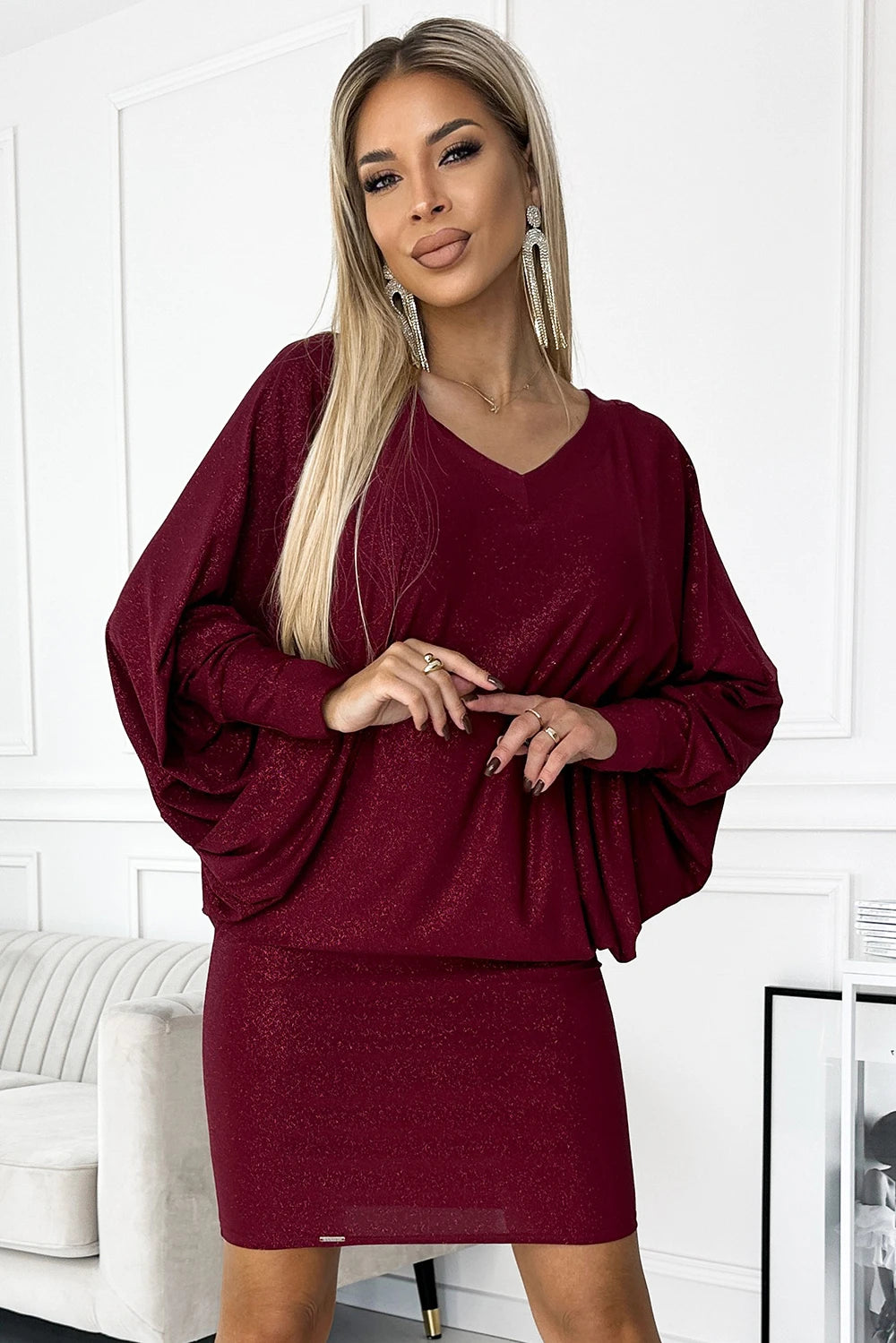 Bat dress with a neckline – Burgundy Color With Glitter
