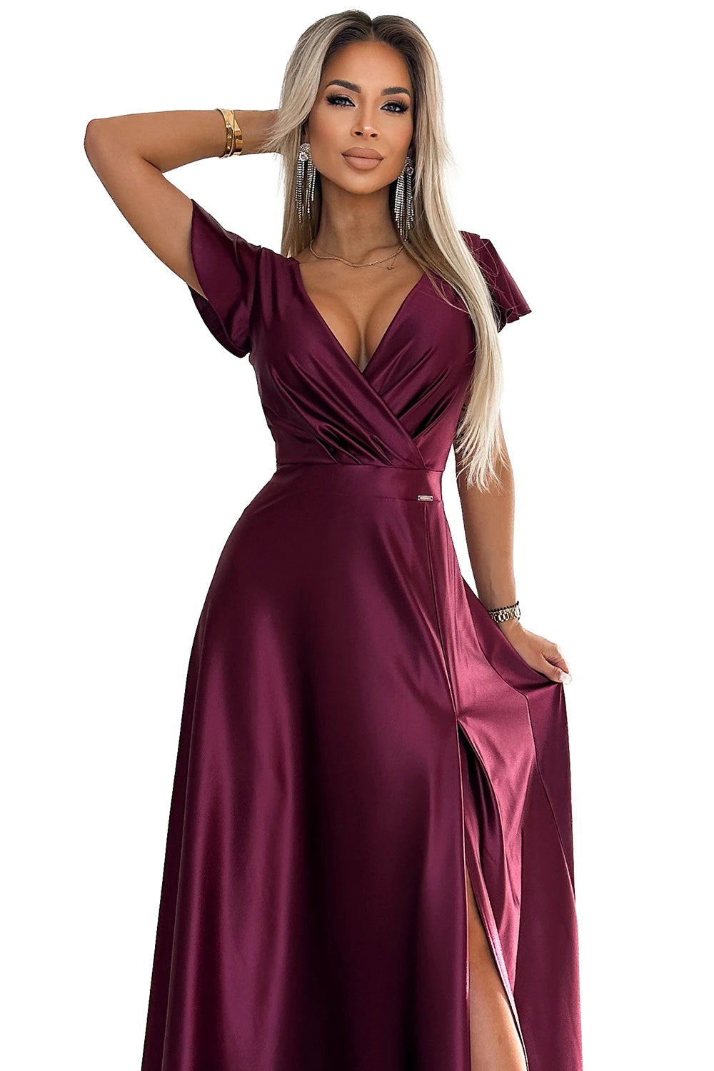 CRYSTAL satin long dress with a neckline – Burgundy Color