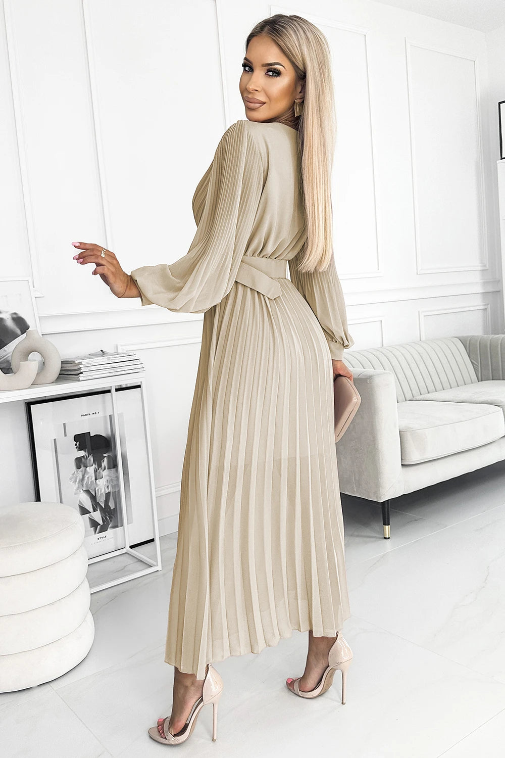 KLARA pleated dress with a belt and a neckline – Beige