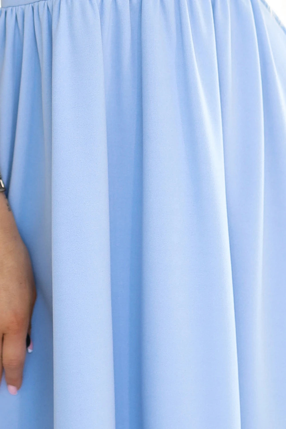 MATILDE Dress with a neckline and short sleeves – Light Blue