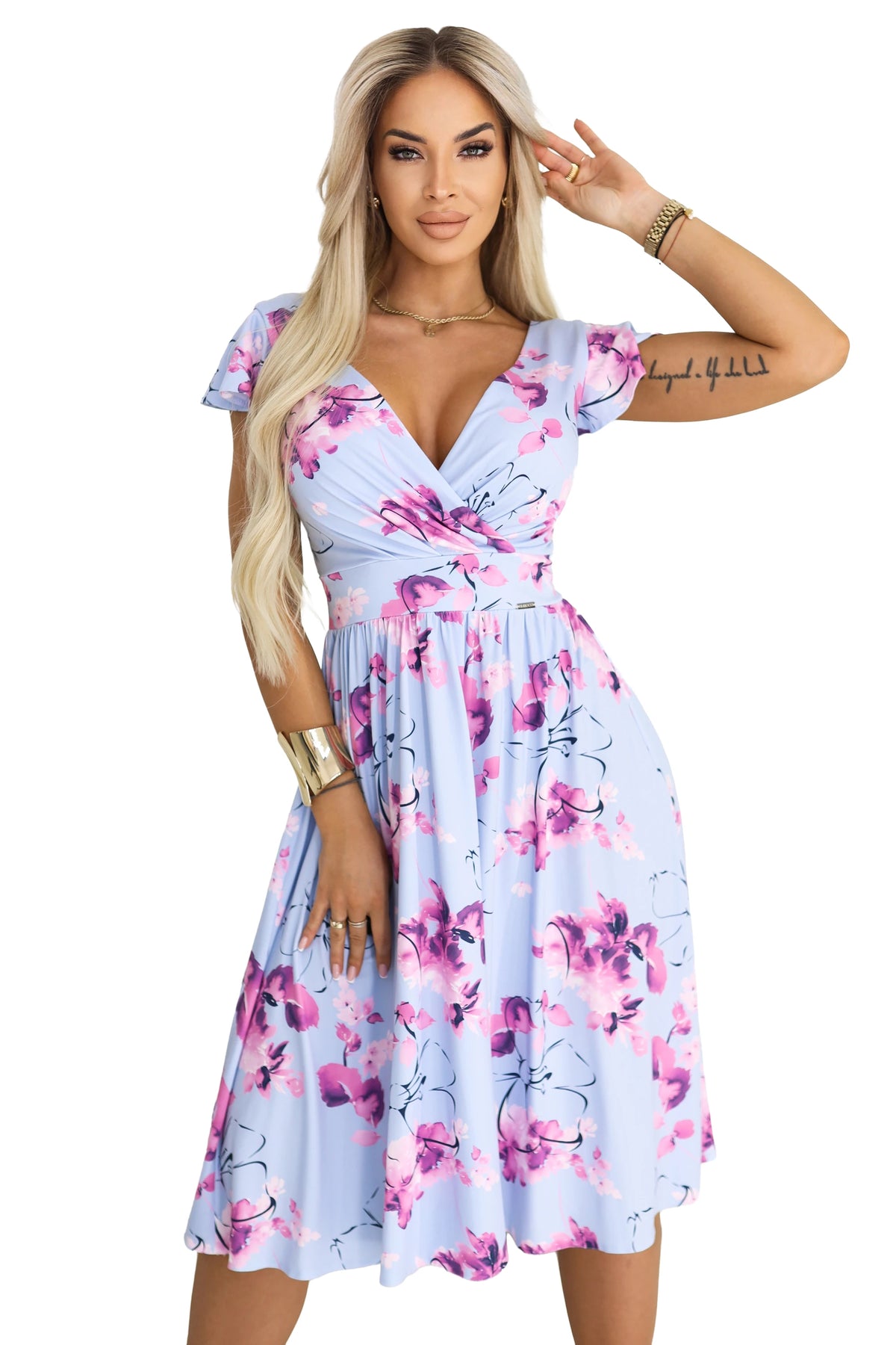 MATILDE Flared midi dress with wrap neckline and short sleeve – Blue With Pink Flowers
