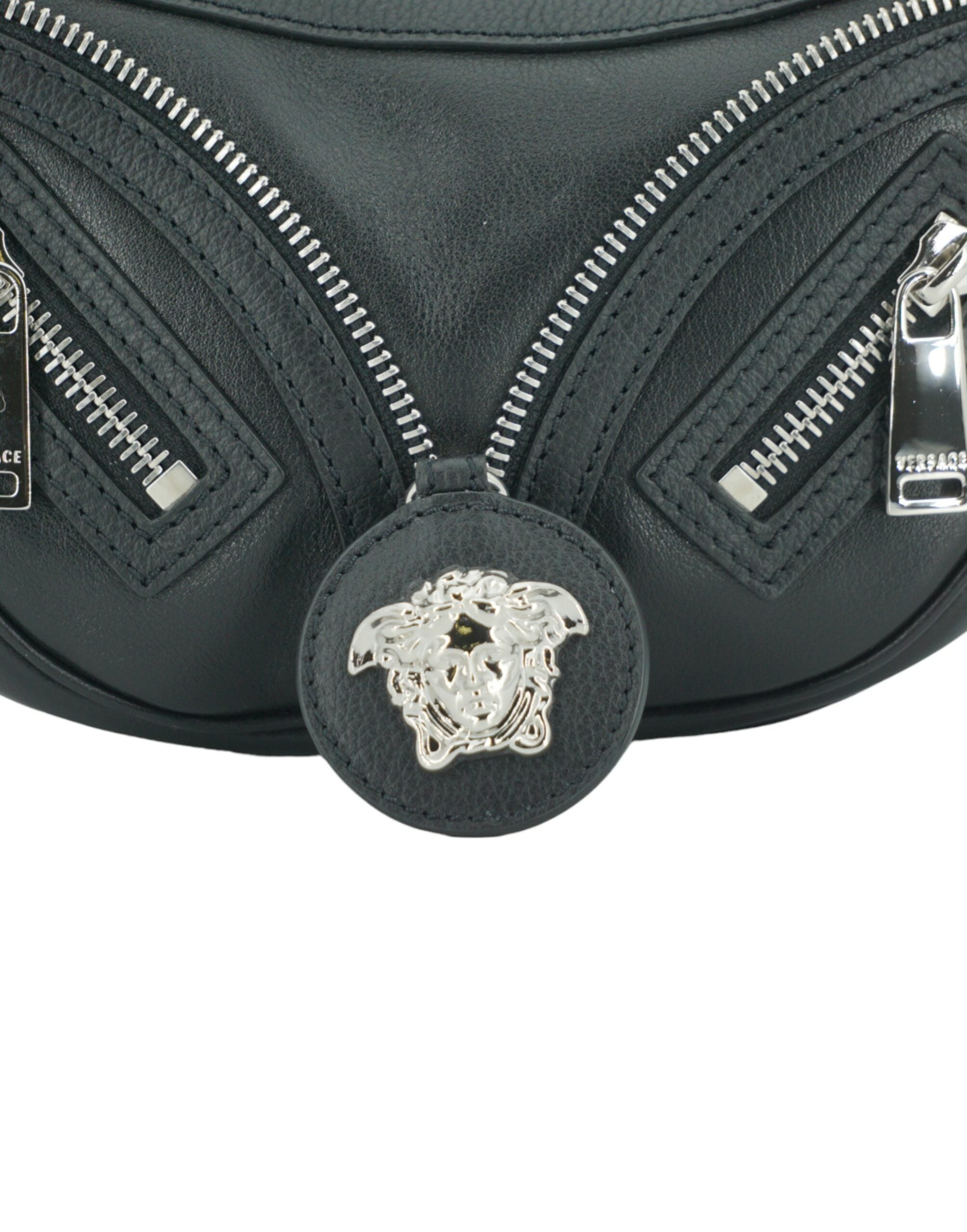 Elegantní černá mini hobo kabelka přes rameno