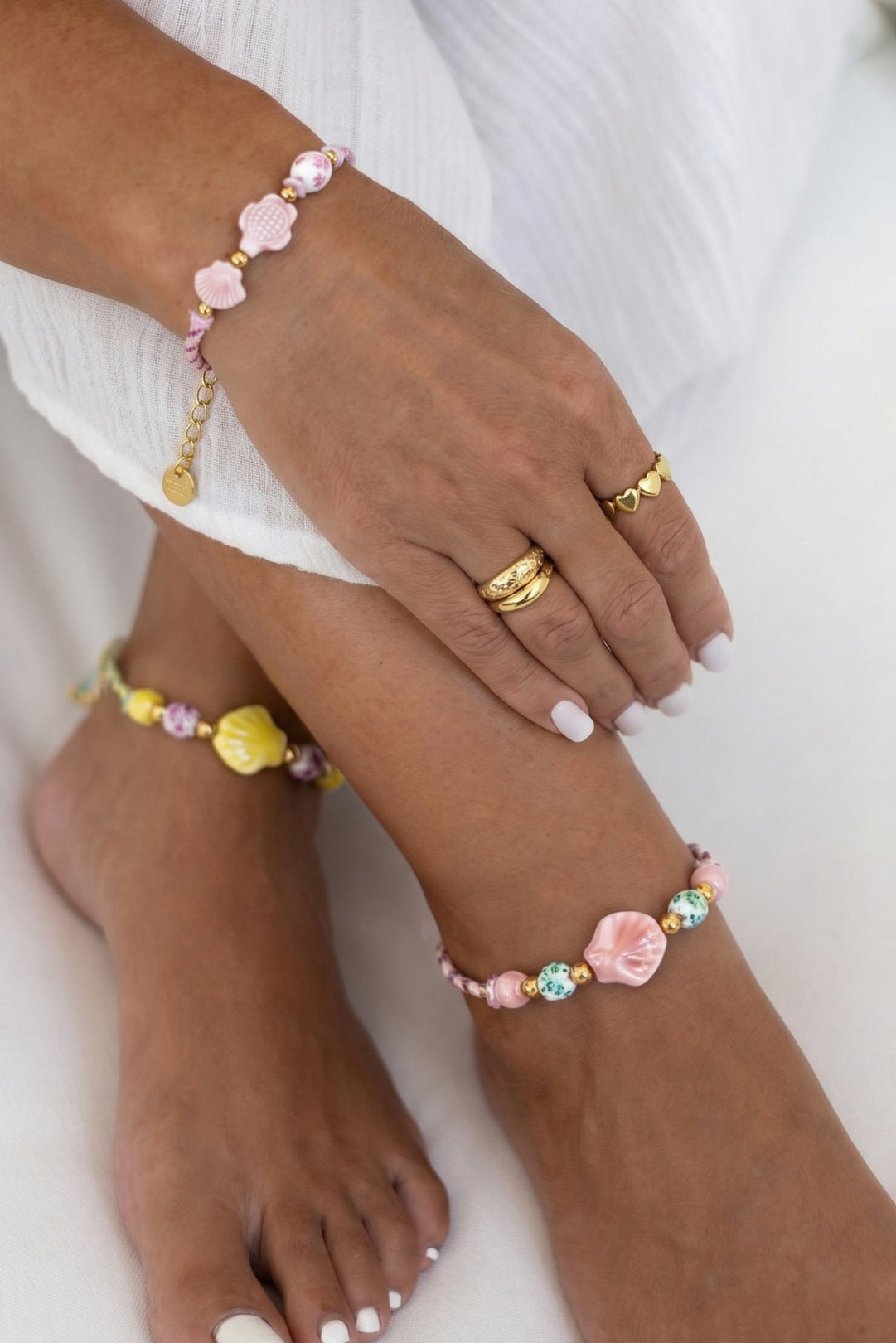 Rope anklet with shell and beads
