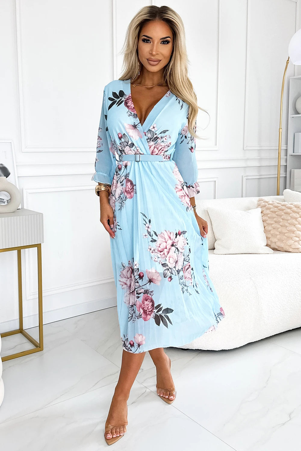YUNA Pleated midi dress with a neckline and a belt – Roses On A Blue Background