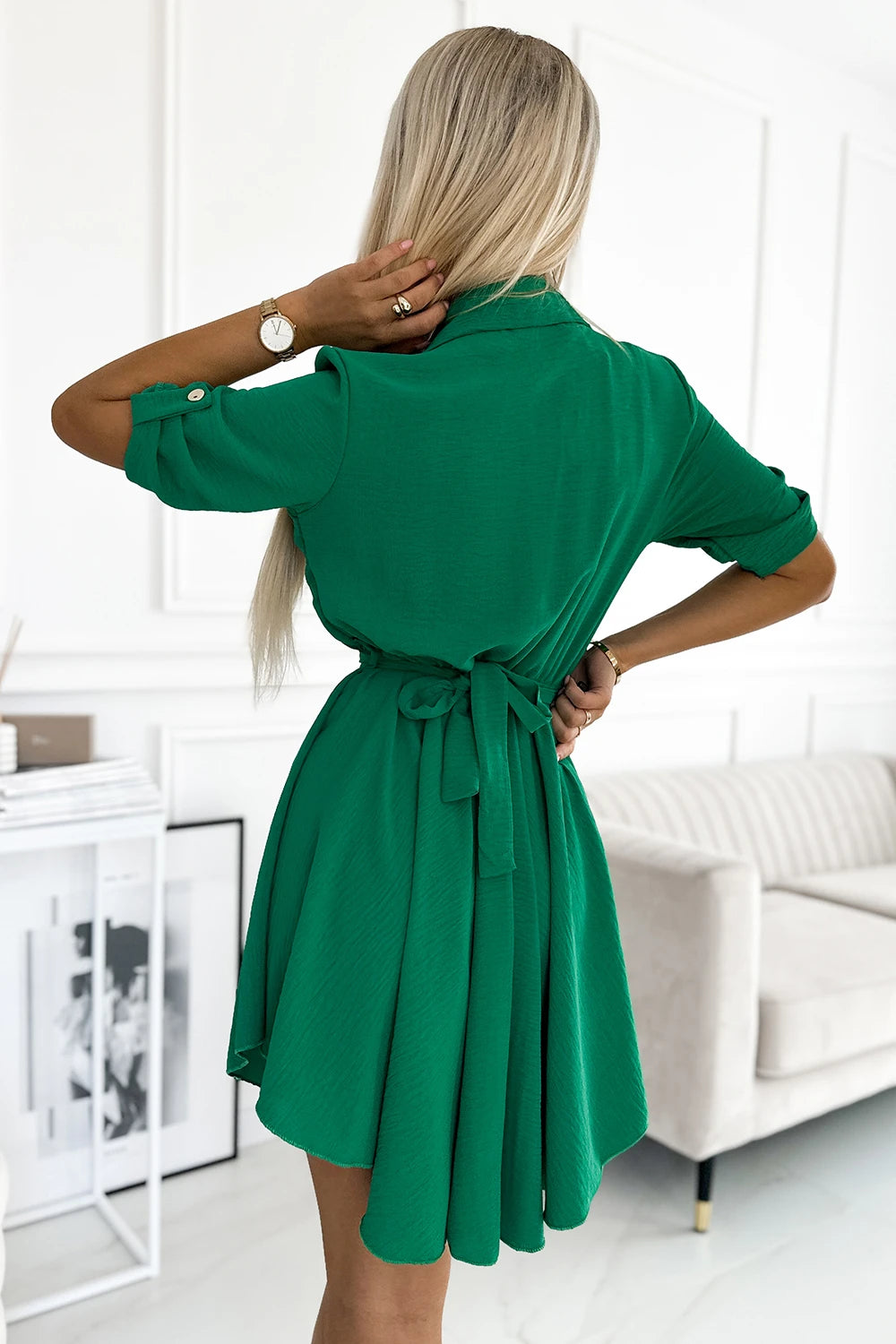 Shirt dress with buttons and a gold belt – Green