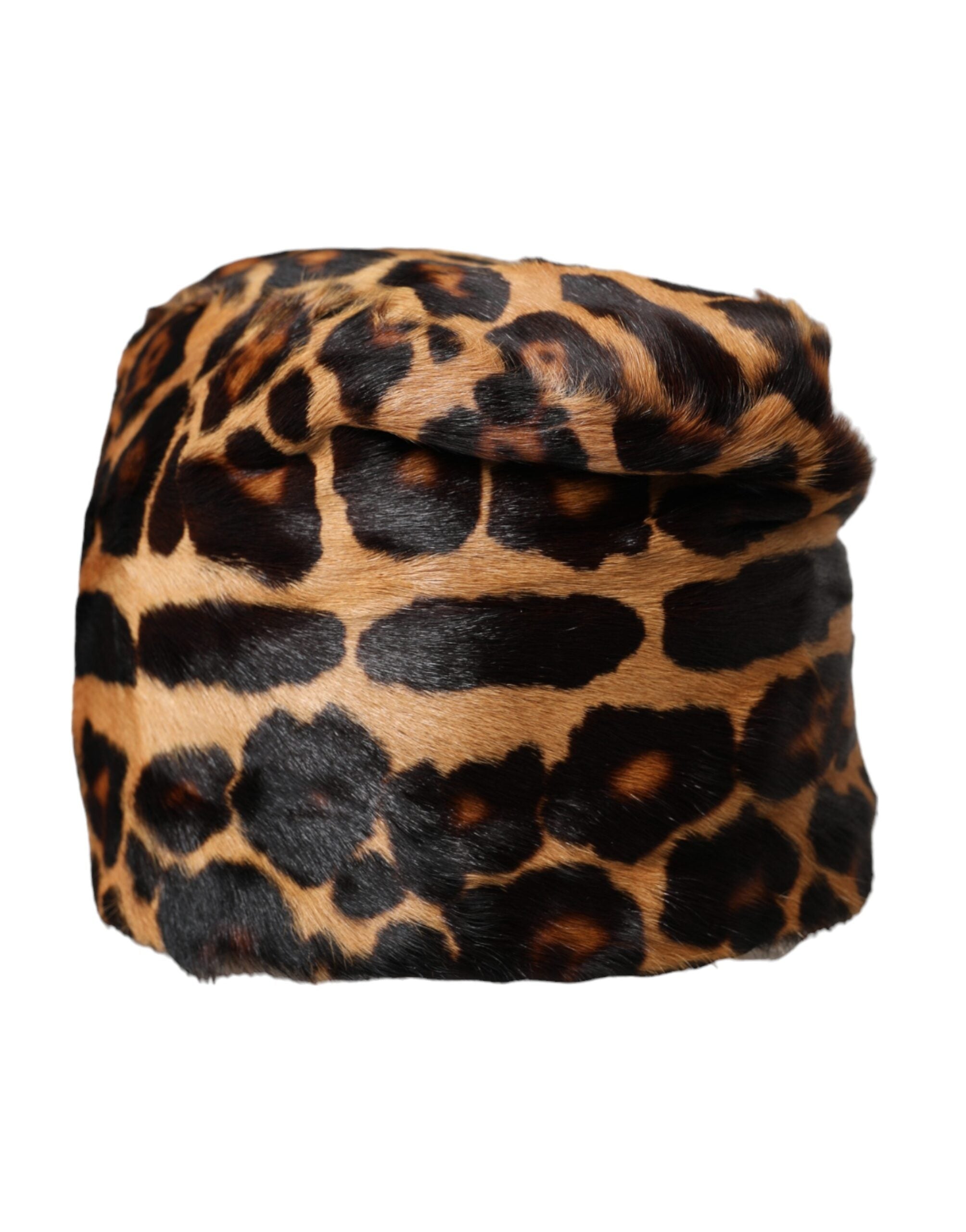 Dámský klobouk z hnědé leopardí kožešiny