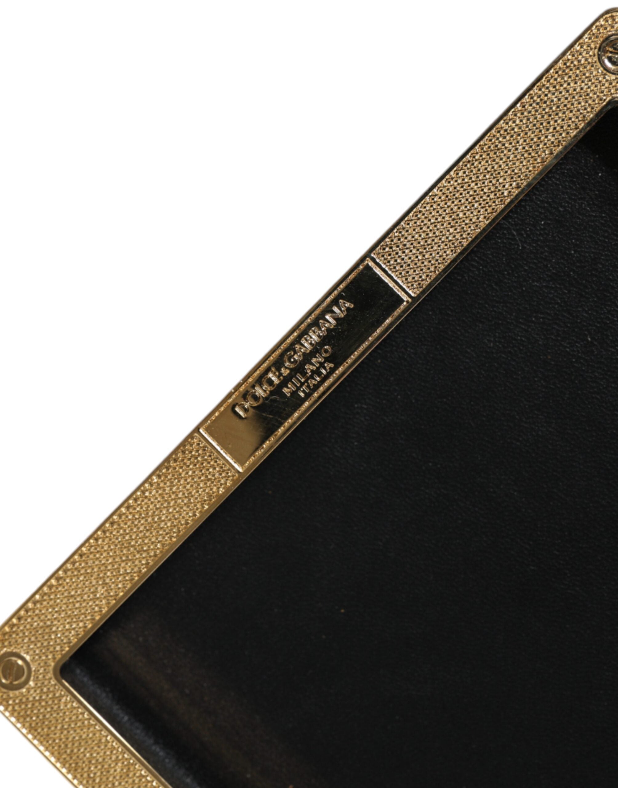 Černá kožená kabelka se zlatým rámem a clutch kabelkou