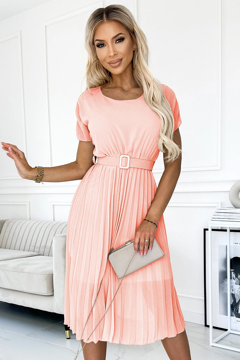 MIA Pleated midi dress with a wide belt – Peach