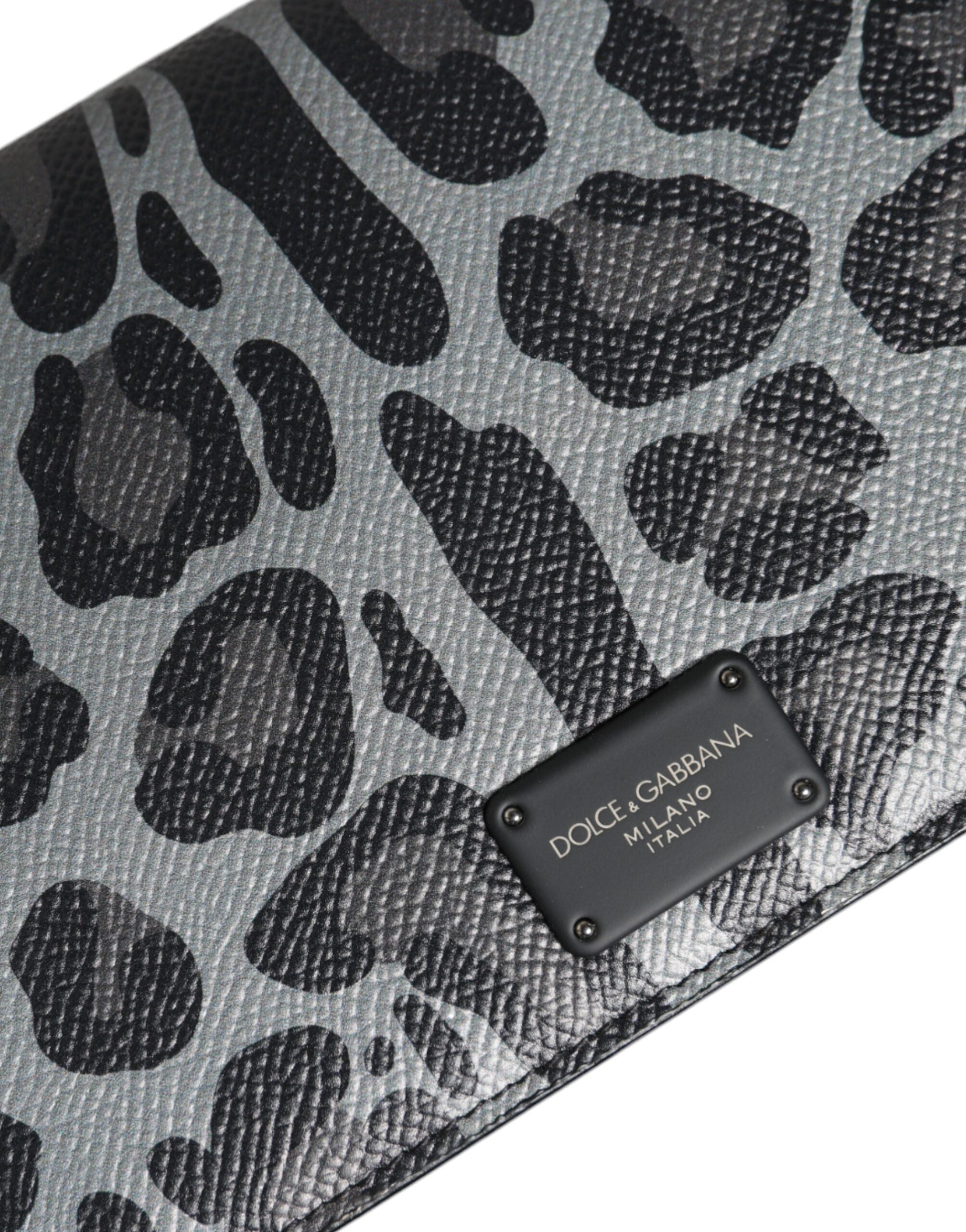 Černá a šedá leopardí kožená crossbody kabelka s přihrádkou na karty