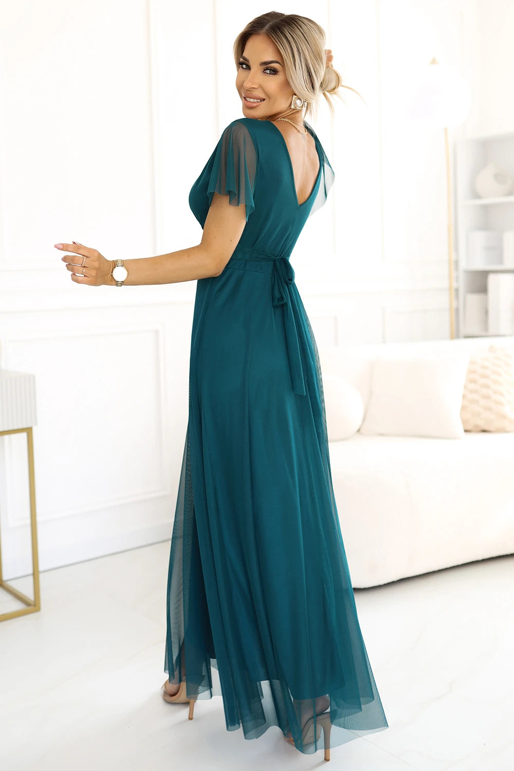 NASTIA Long dress with a neckline and short sleeves – Green