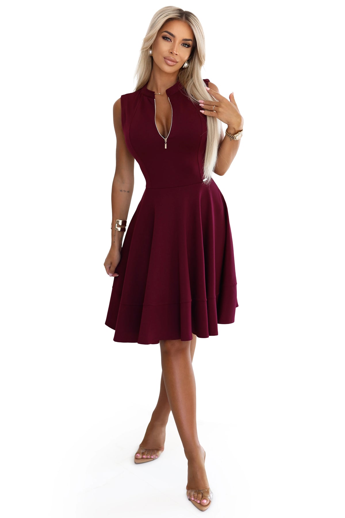 Exclusive dress with a flared bottom and a zipper – Burgundy