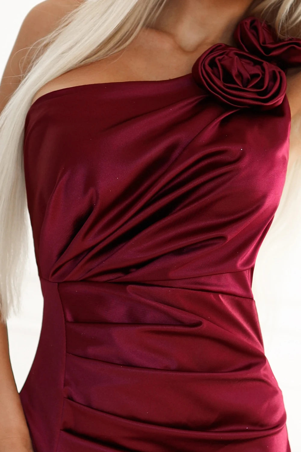 AURORA long satin one shoulder dress with roses – Burgundy