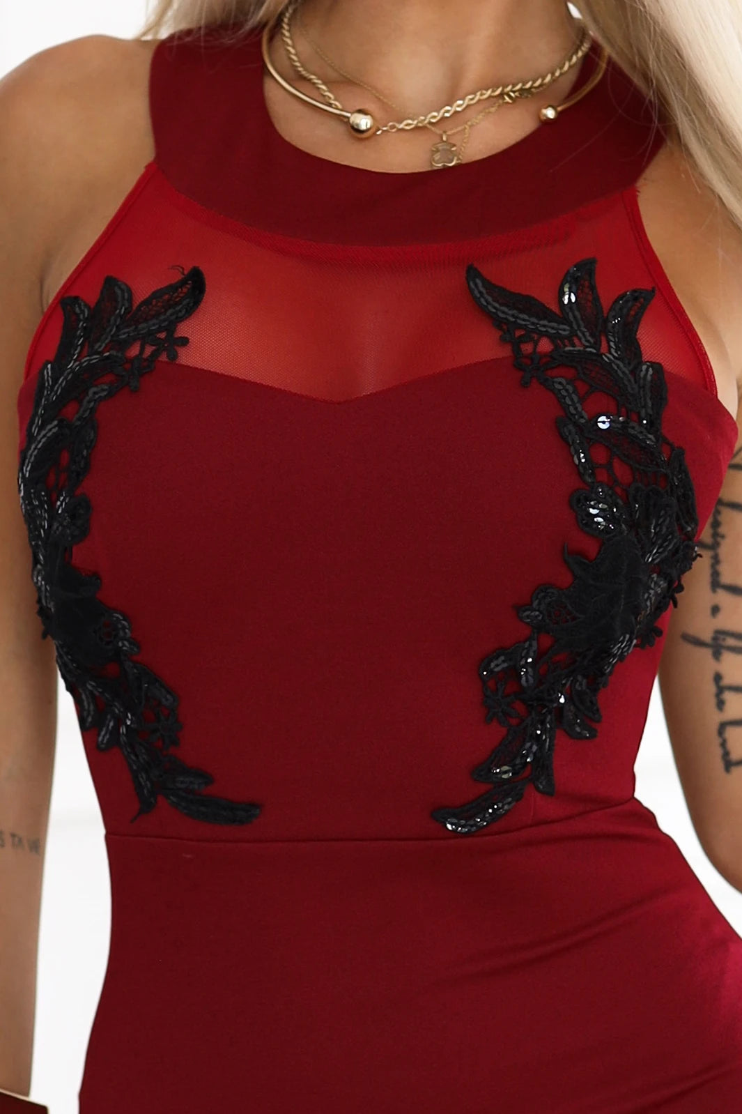 Long mermaid dress with black lace and mesh – Burgundy
