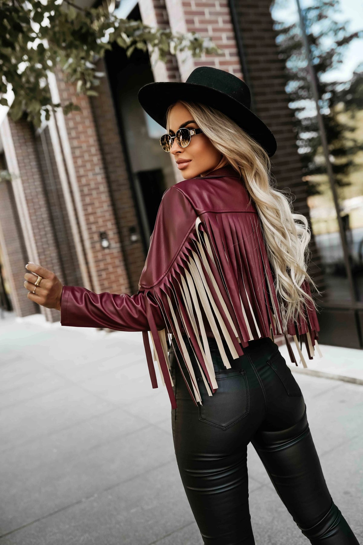 Short jacket with fringes made of soft eco-leather – Burgundy