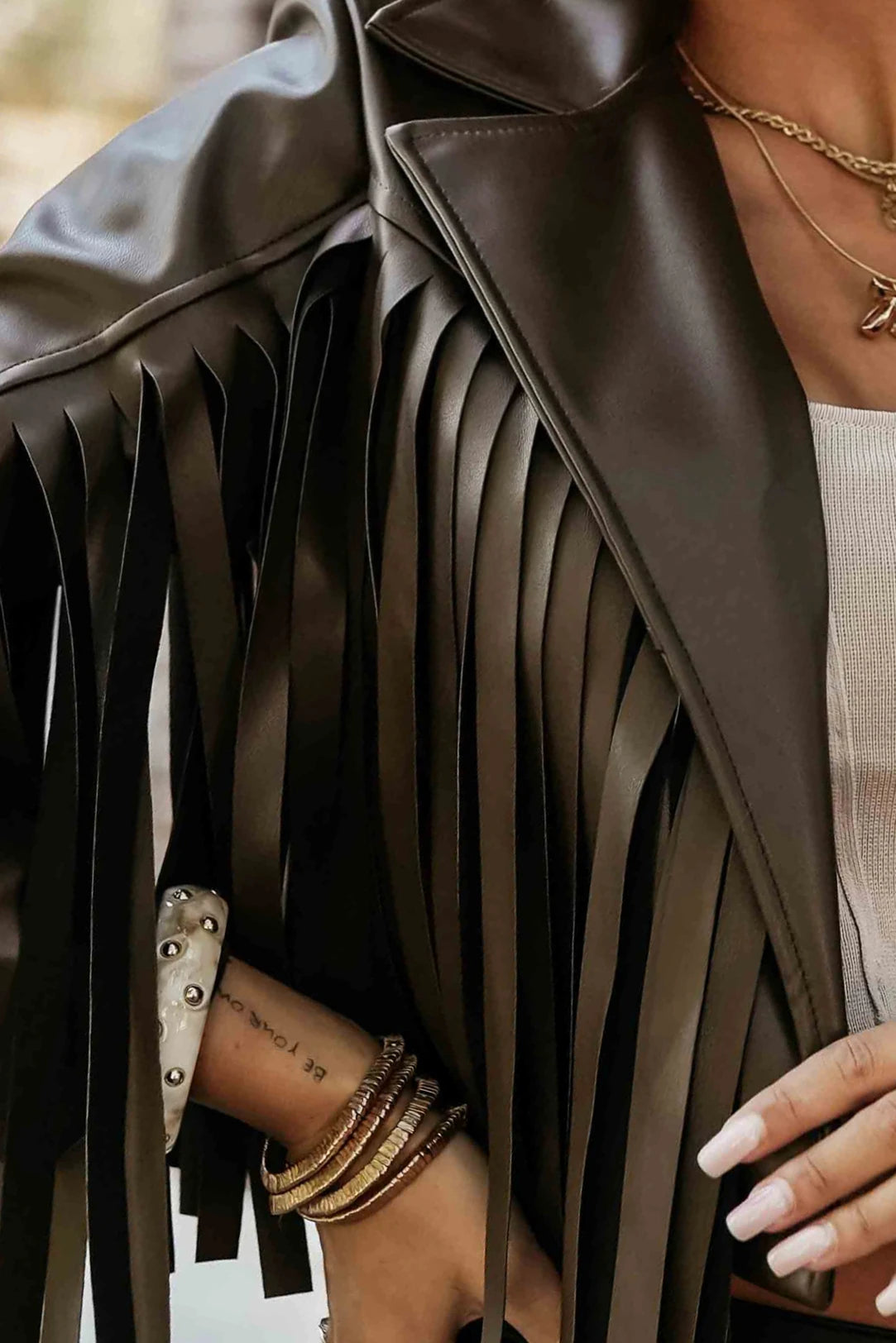 Short jacket with fringes made of soft eco-leather – Chocolate