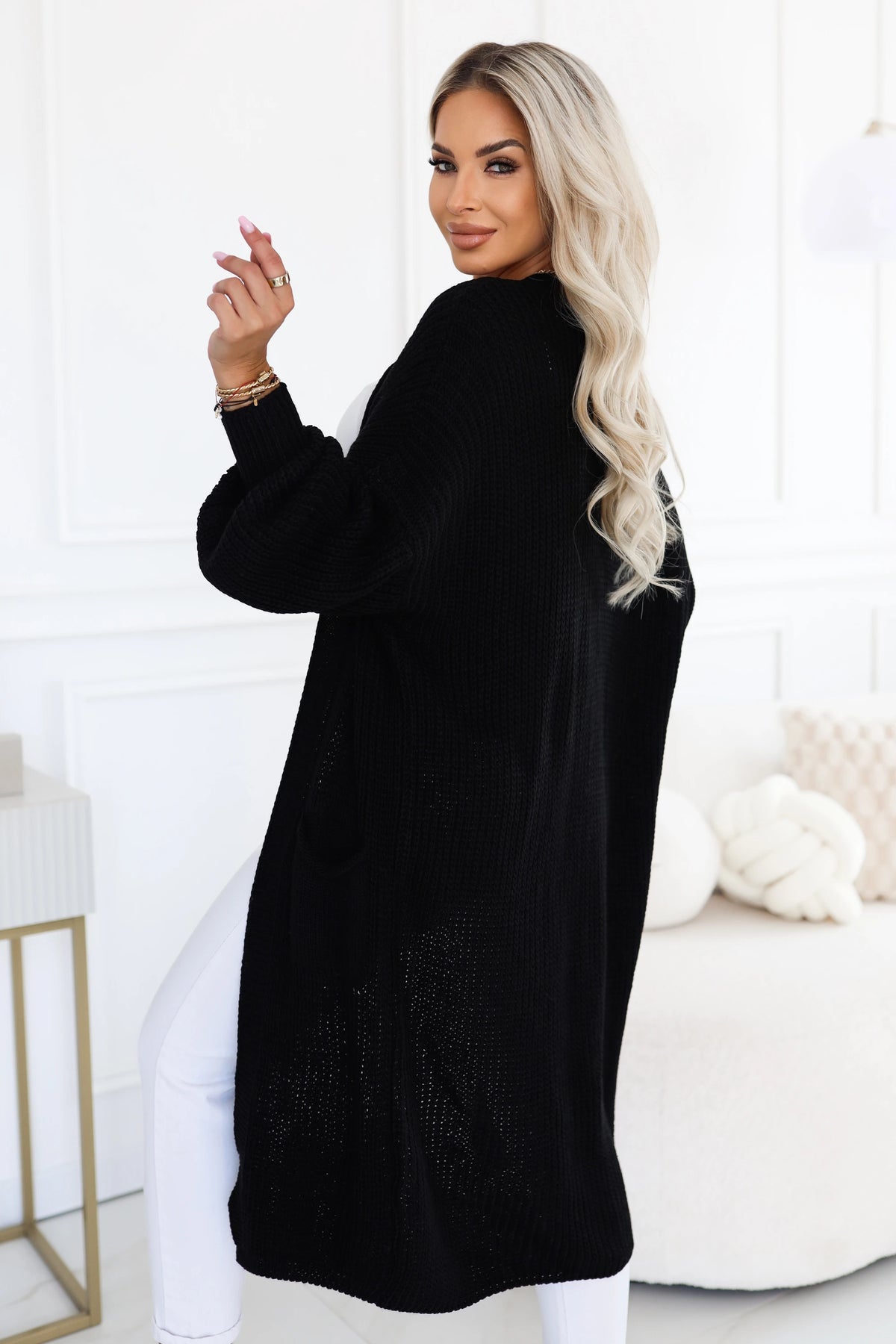 Long women's knit cardigan with pockets and puff sleeves – Black