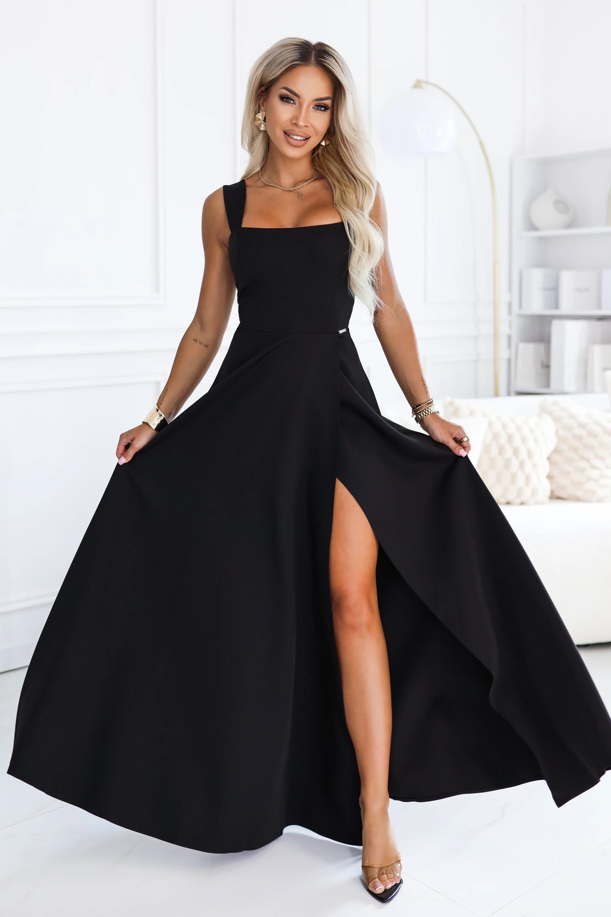 AURELIA Long dress with a leg slit and square neckline – Black