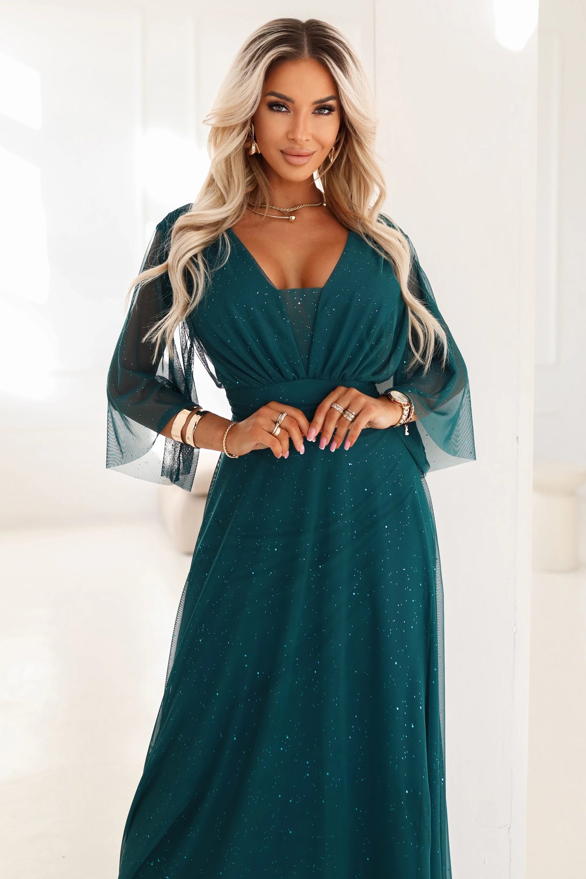 Long, shimmering plus-size dress with a scoop neckline and sheer sleeves – Bottle Green