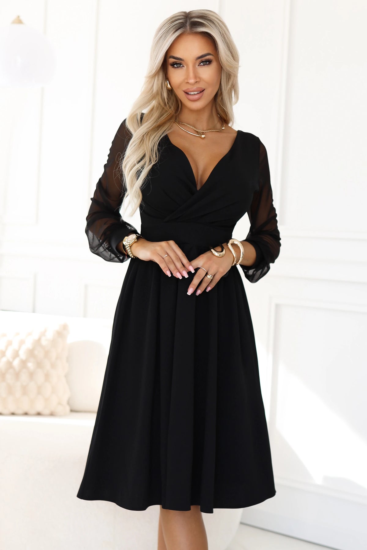 Elegant midi dress with a wrap neckline and tulle sleeves – Black