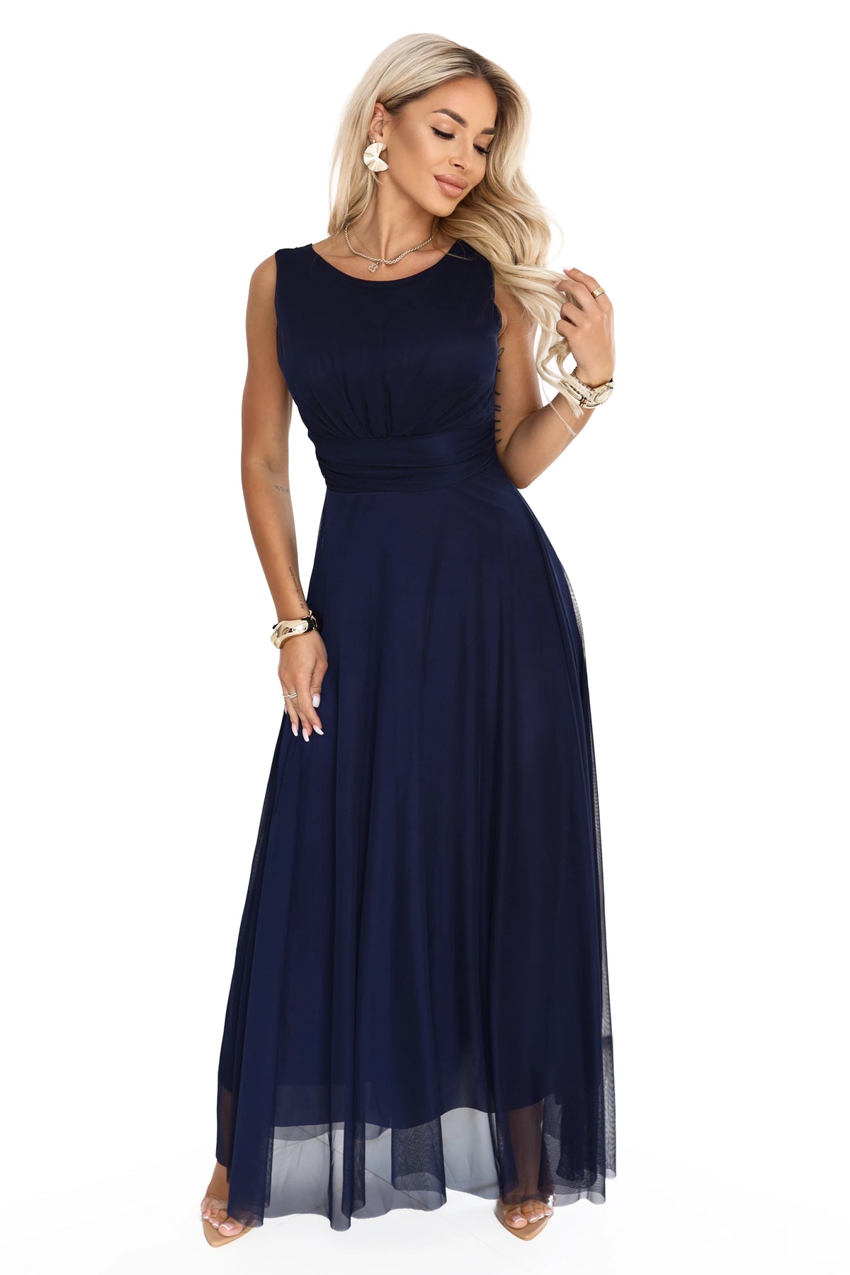ELIRA Long tulle maxi dress with a round neckline – Navy Blue