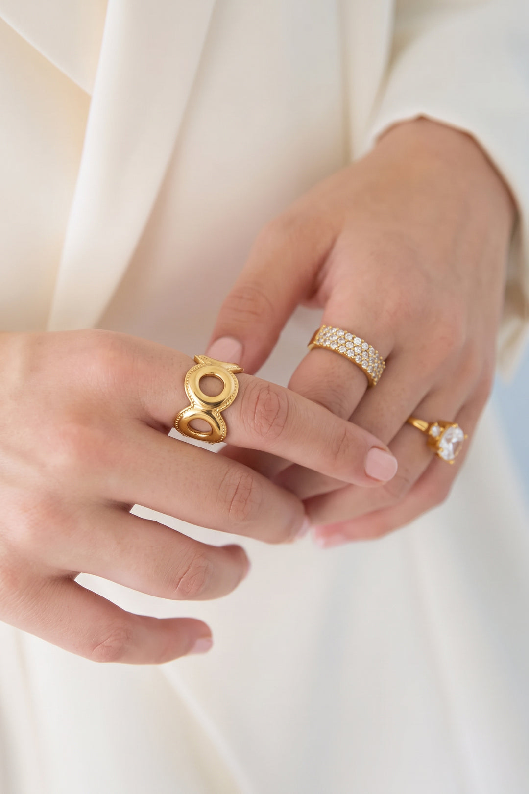 Adjustable statement ring of circles