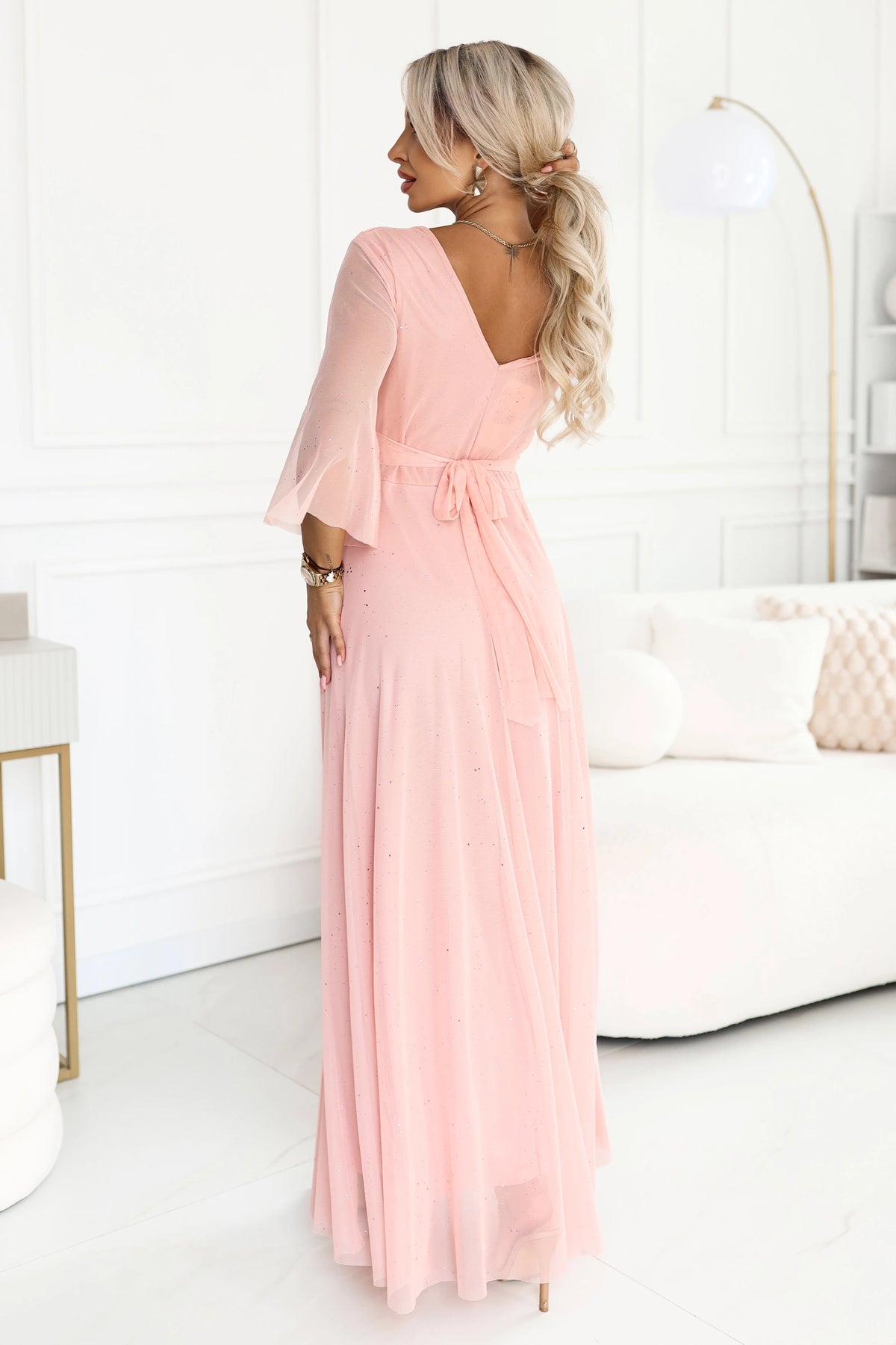 SOLENNE Long shimmering dress with neckline and sleeve – Peach