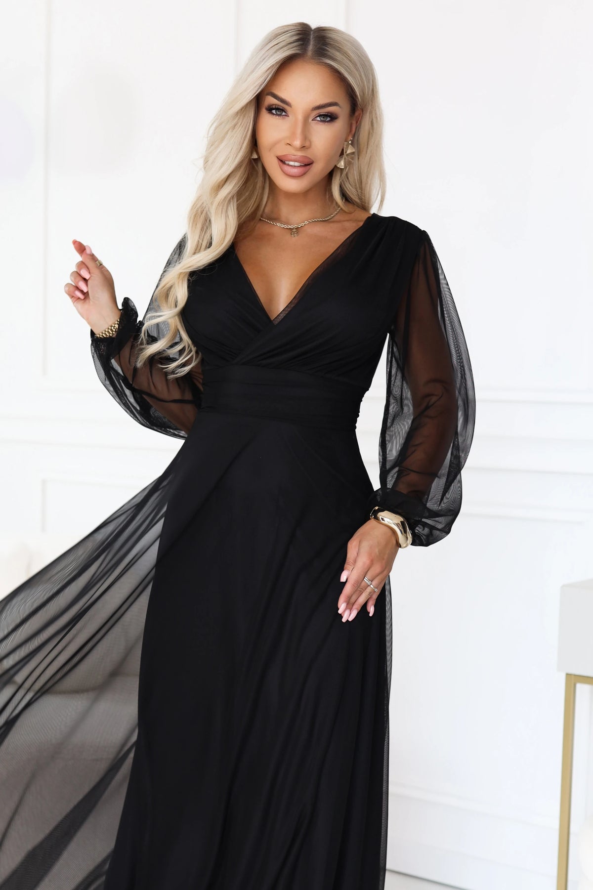 NERISSA Elegant tulle maxi dress with a wrap neckline – Black