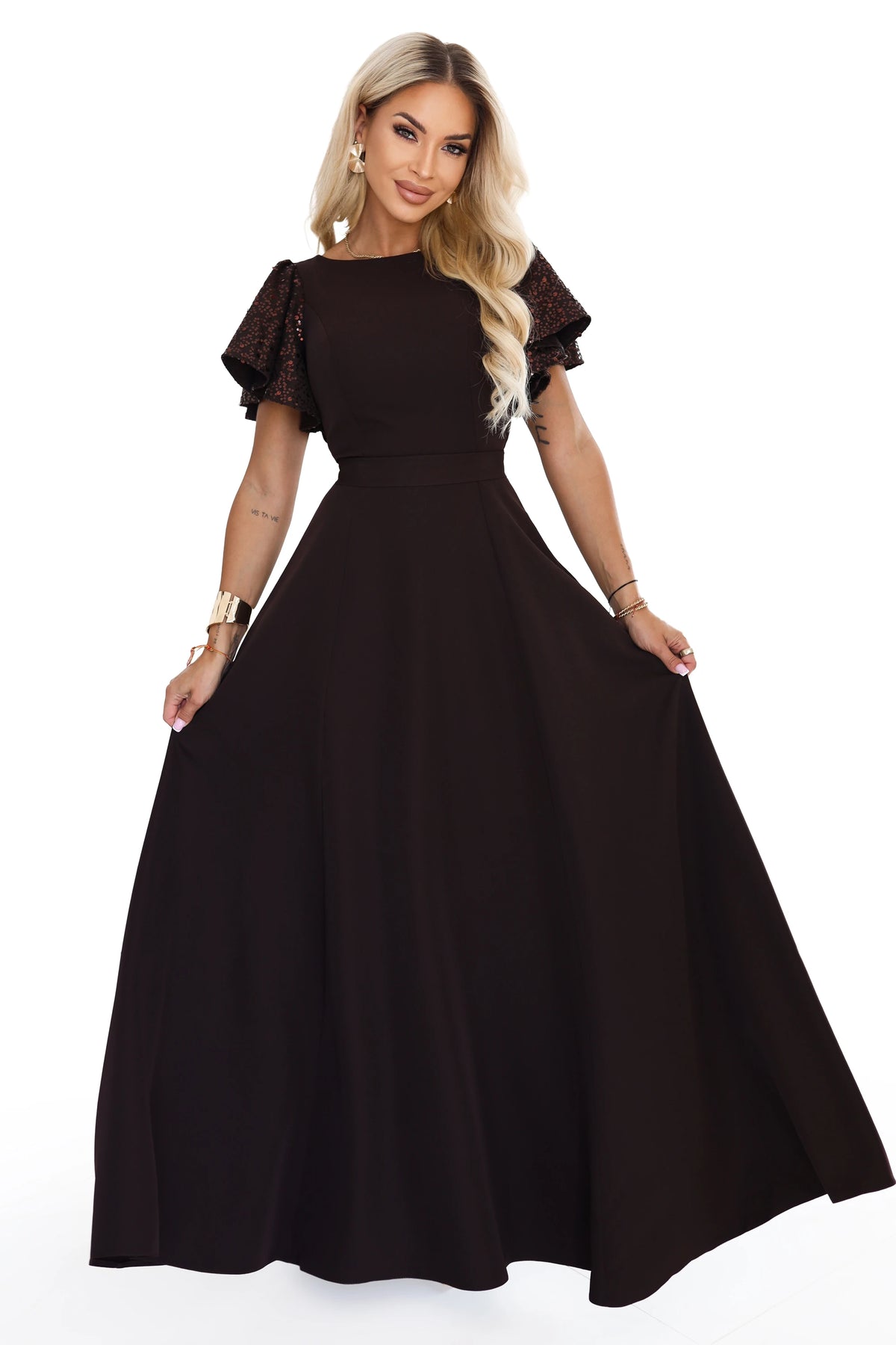 MIRELLA Elegant flared maxi dress with sequin sleeves – Chocolate Brown