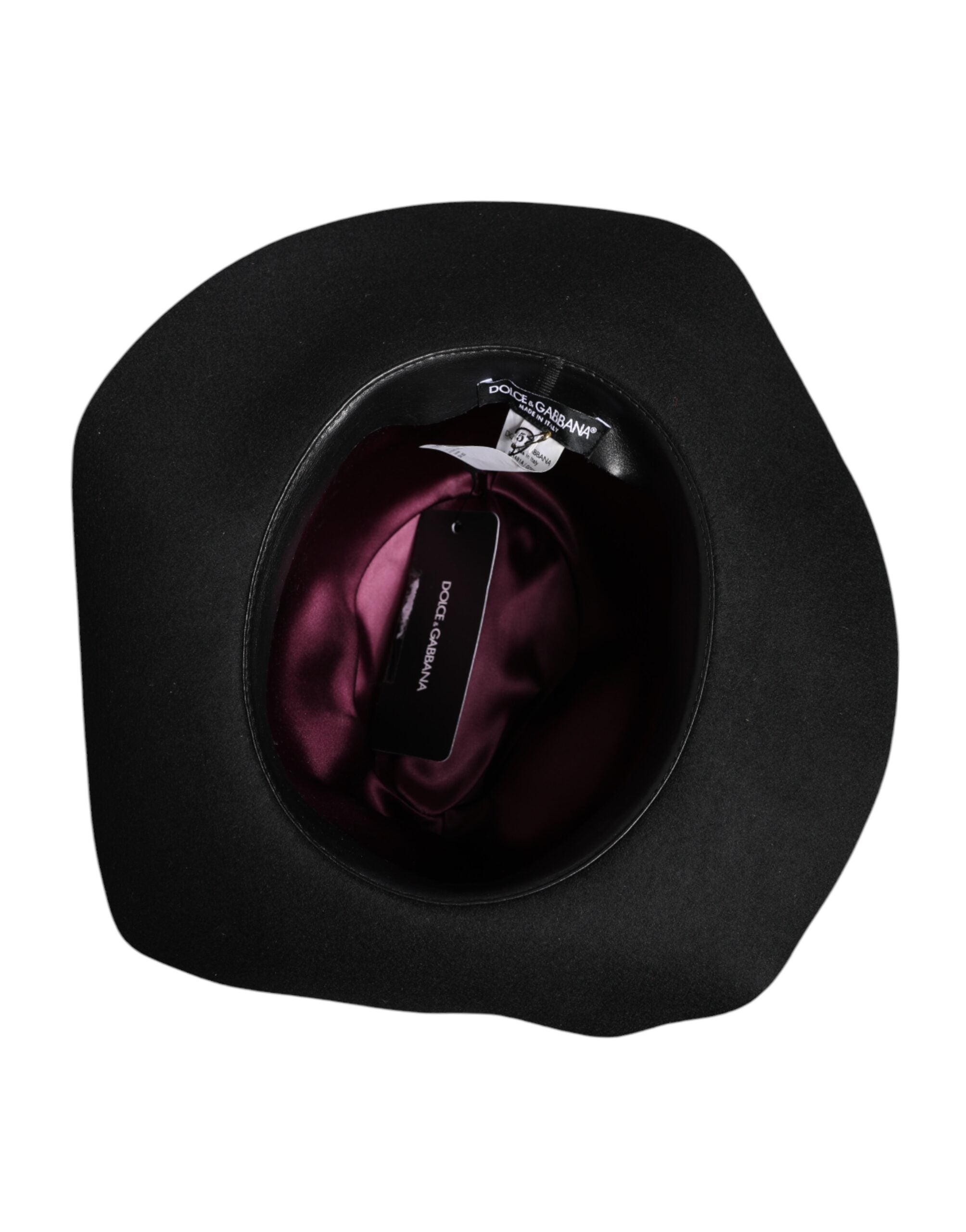 Černý klobouk Fedora s širokou krempou