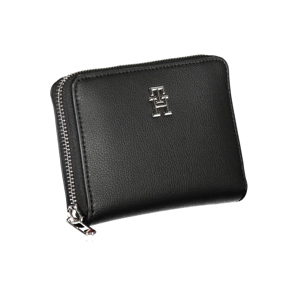 Elegantní černá peněženka na zip s více přihrádkami